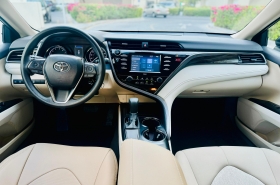 Toyota - Camry LE